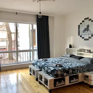 Apartment Spacious Modern Vintage Flat In The Heart Of, Sofia